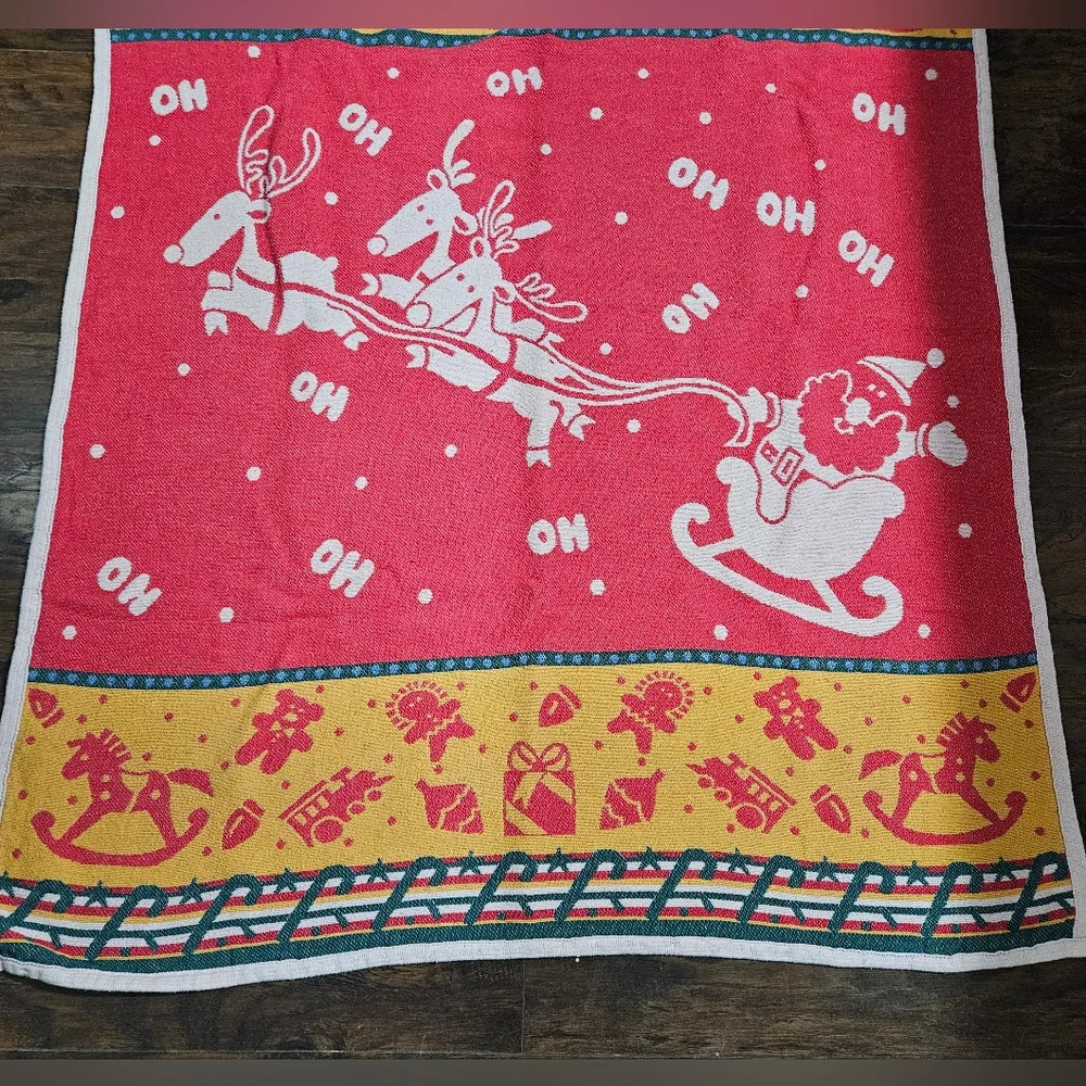Vintage Christmas Throw